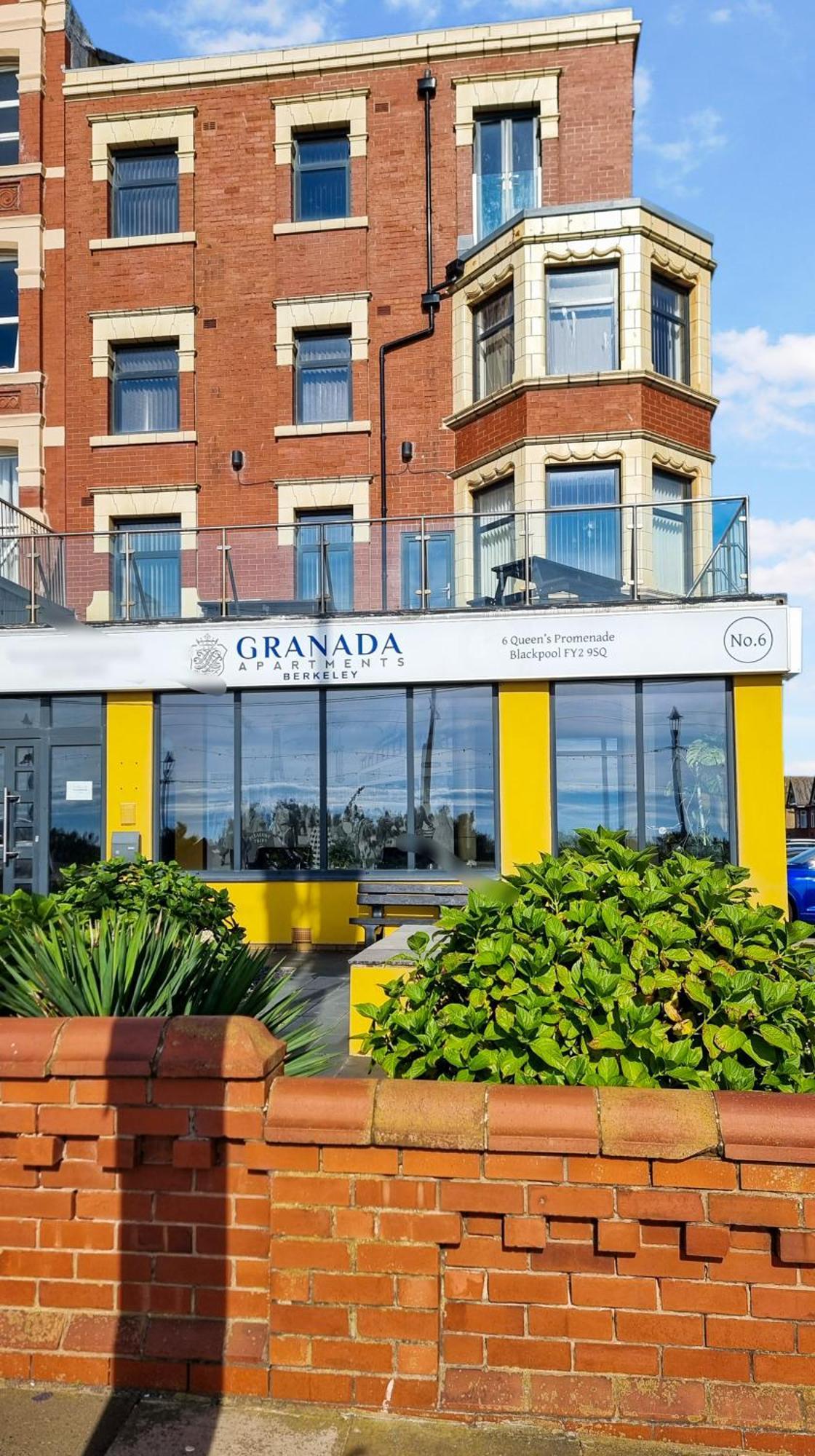 Granada Apartments Berkeley Блэкпул Экстерьер фото